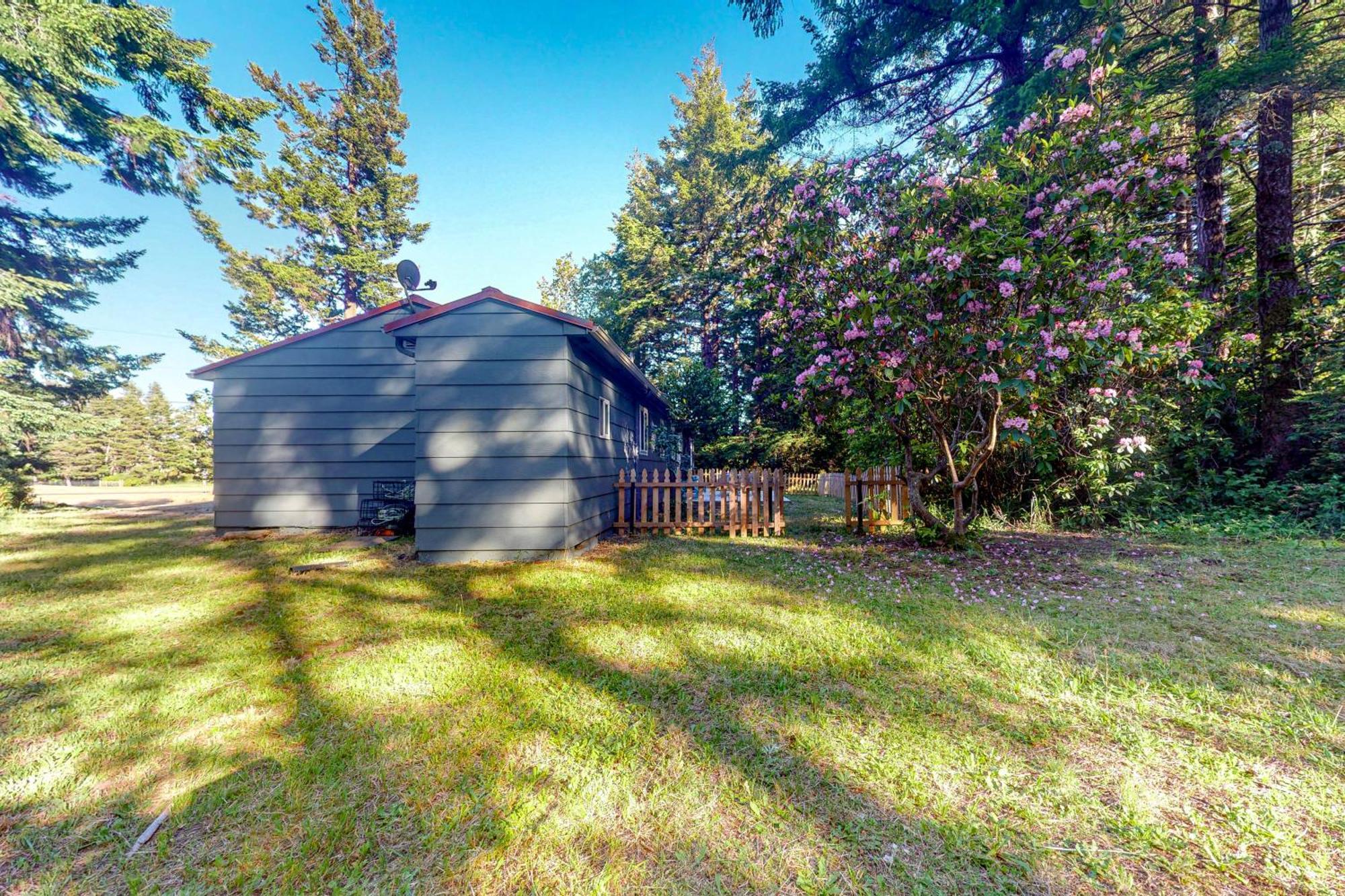 The Beverly Home Bandon Bagian luar foto